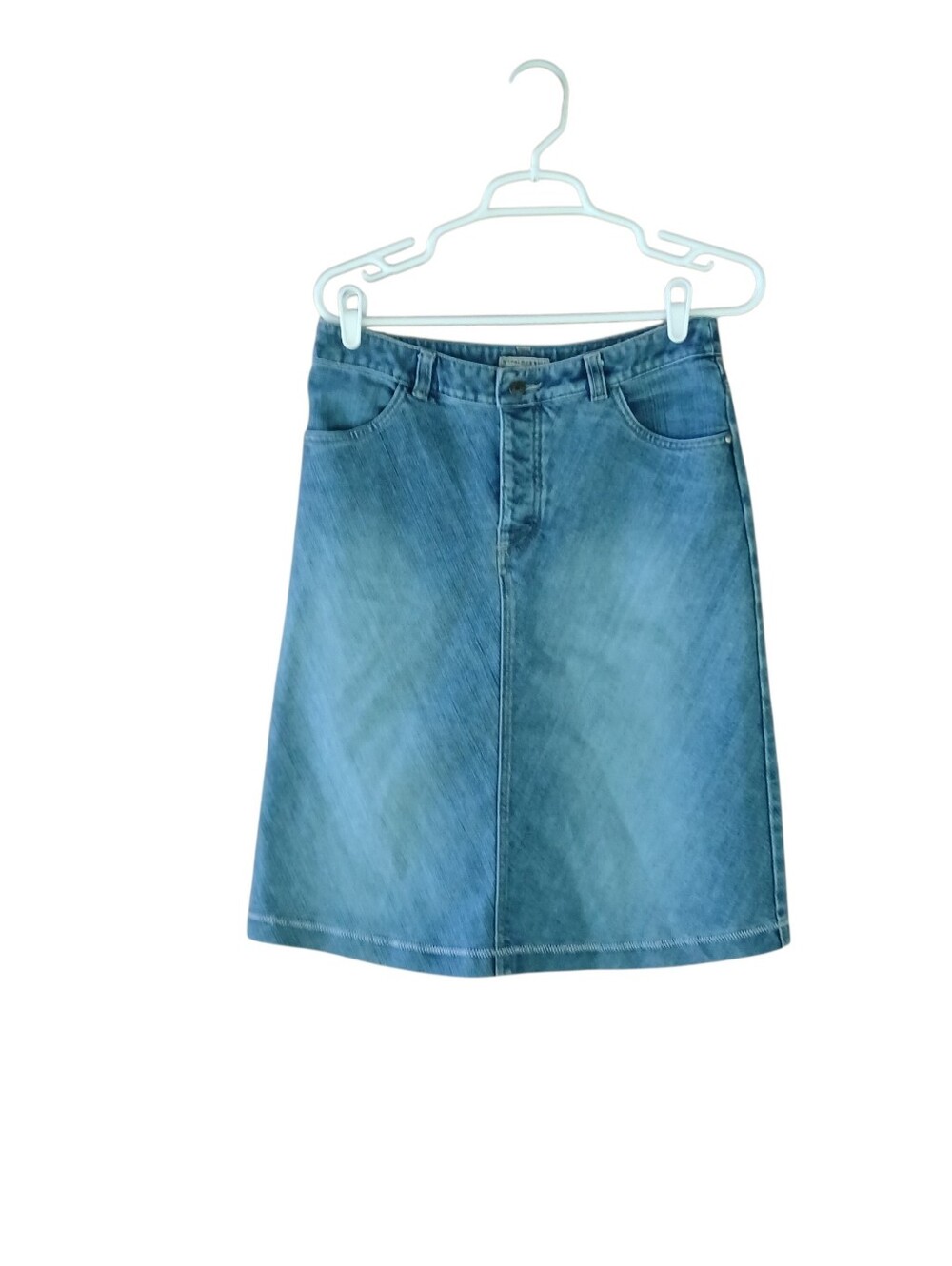 Royal Robbins Medium Wash Button Fly Knee Length Denim Midi Skirt 4